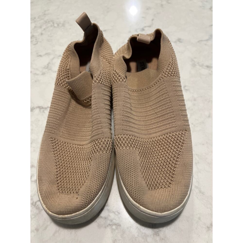 Steve Madden Women’s Beale Stretch Platform Upper Slip On Shoes Size 7.5 Beige